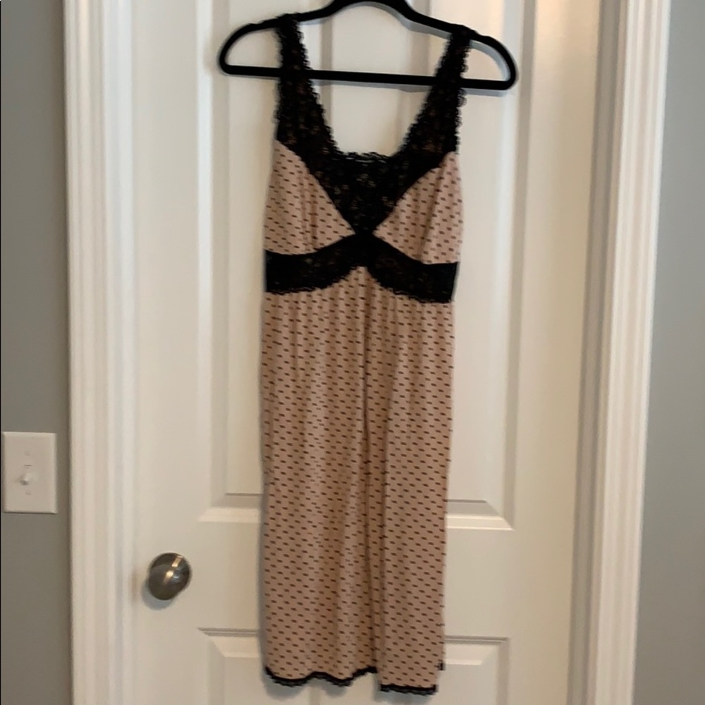Elegant Black and Tan Lace Chemise